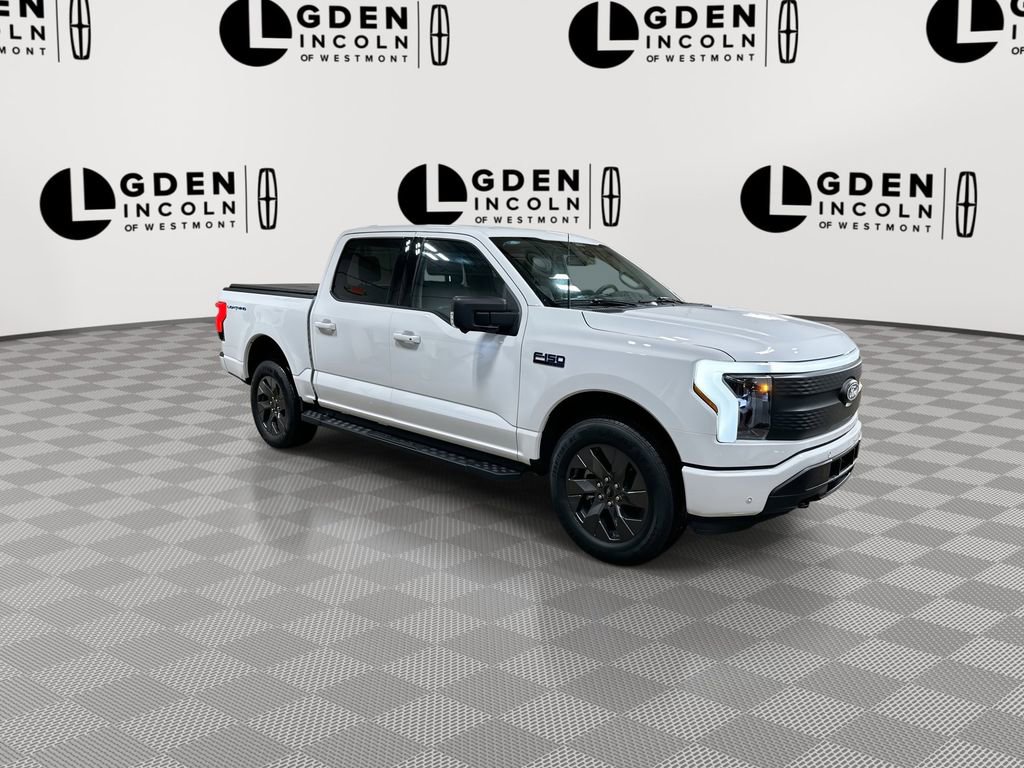 Used 2025 Ford F150 Lightning Flash image 2