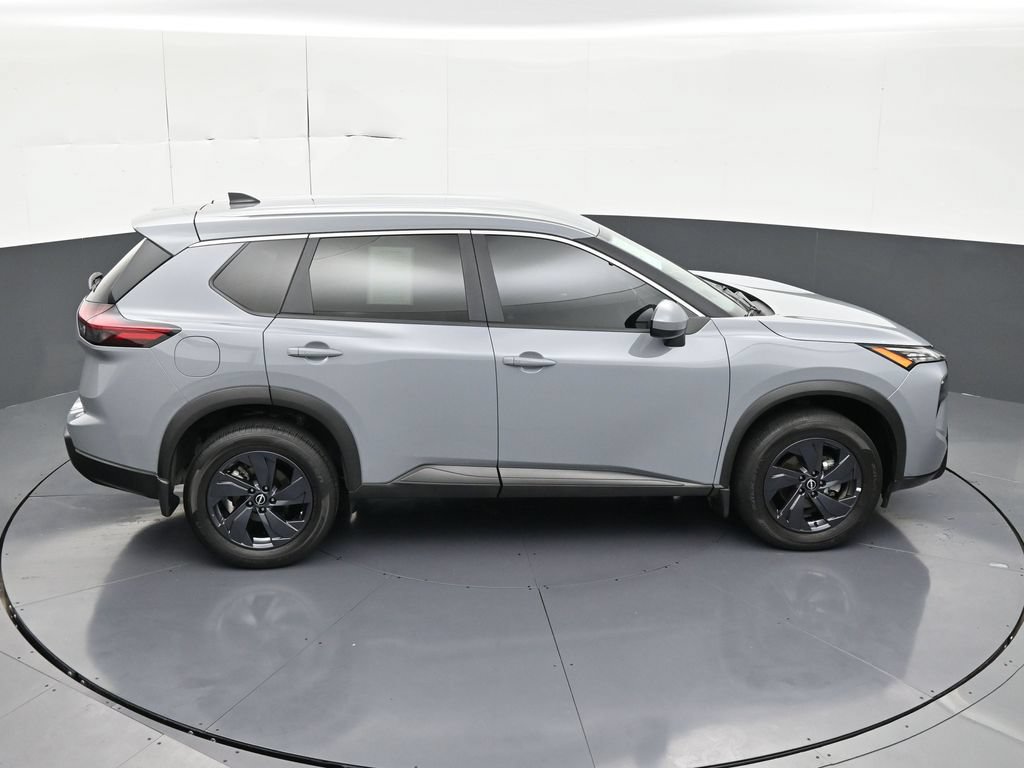 Used 2026 Nissan Rogue SV FWD image 20