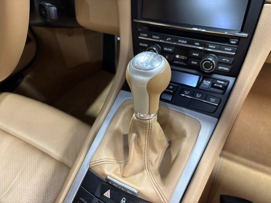 Used 2013 Porsche 911 Carrera 4S AWD/4WD image 3