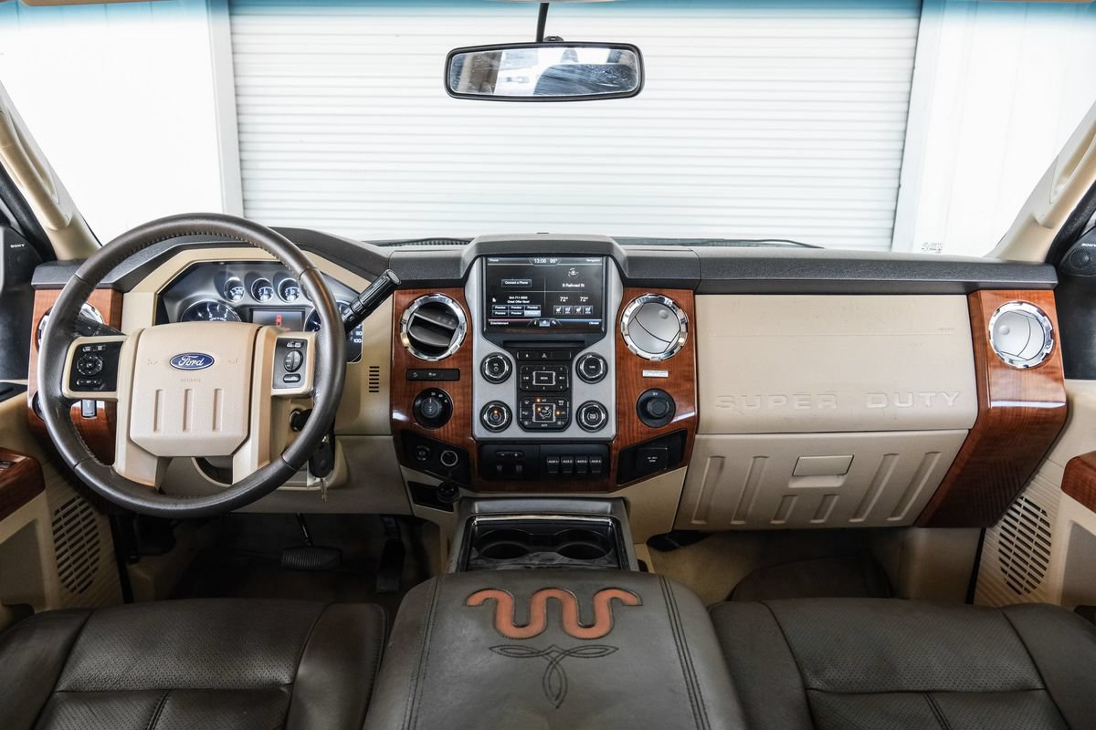 Used 2015 Ford F250 King Ranch w/ FX4 Off-Road Package AWD/4WD image 43