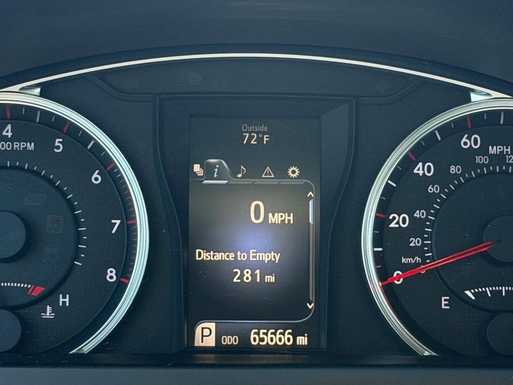 Used 2017 Toyota Camry SE FWD image 20
