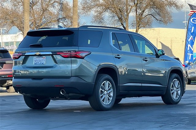 Used 2023 Chevrolet Traverse LT image 4