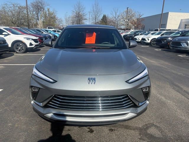 Certified 2024 Buick Envista Preferred w/ Advanced Safety Package image 2