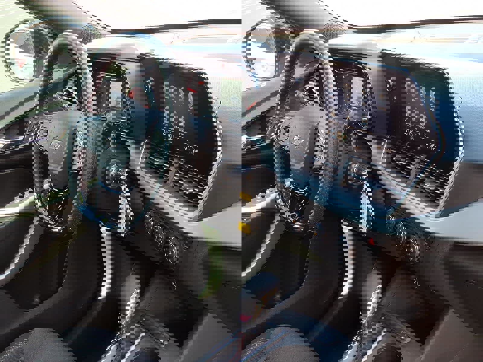 Used 2024 Chevrolet Trax RS image 20