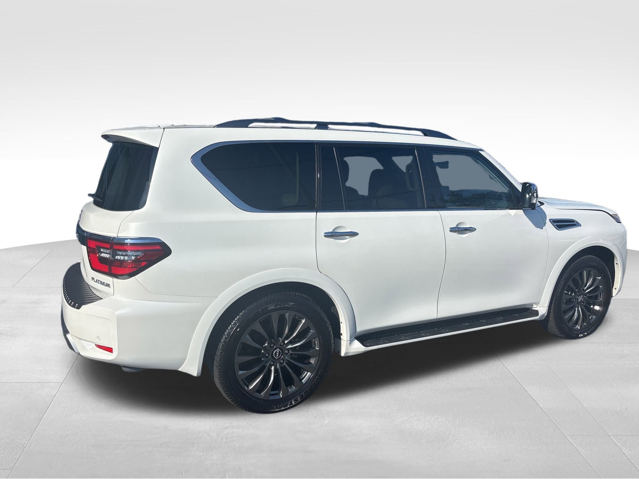 Used 2024 Nissan Armada Platinum w/ Captain's Chairs Package image 3