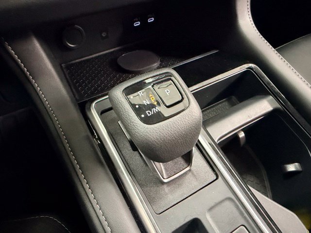 Used 2026 Nissan Pathfinder SL AWD/4WD image 13