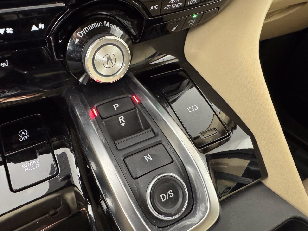 Used 2022 Acura MDX w/ Technology Package FWD image 22