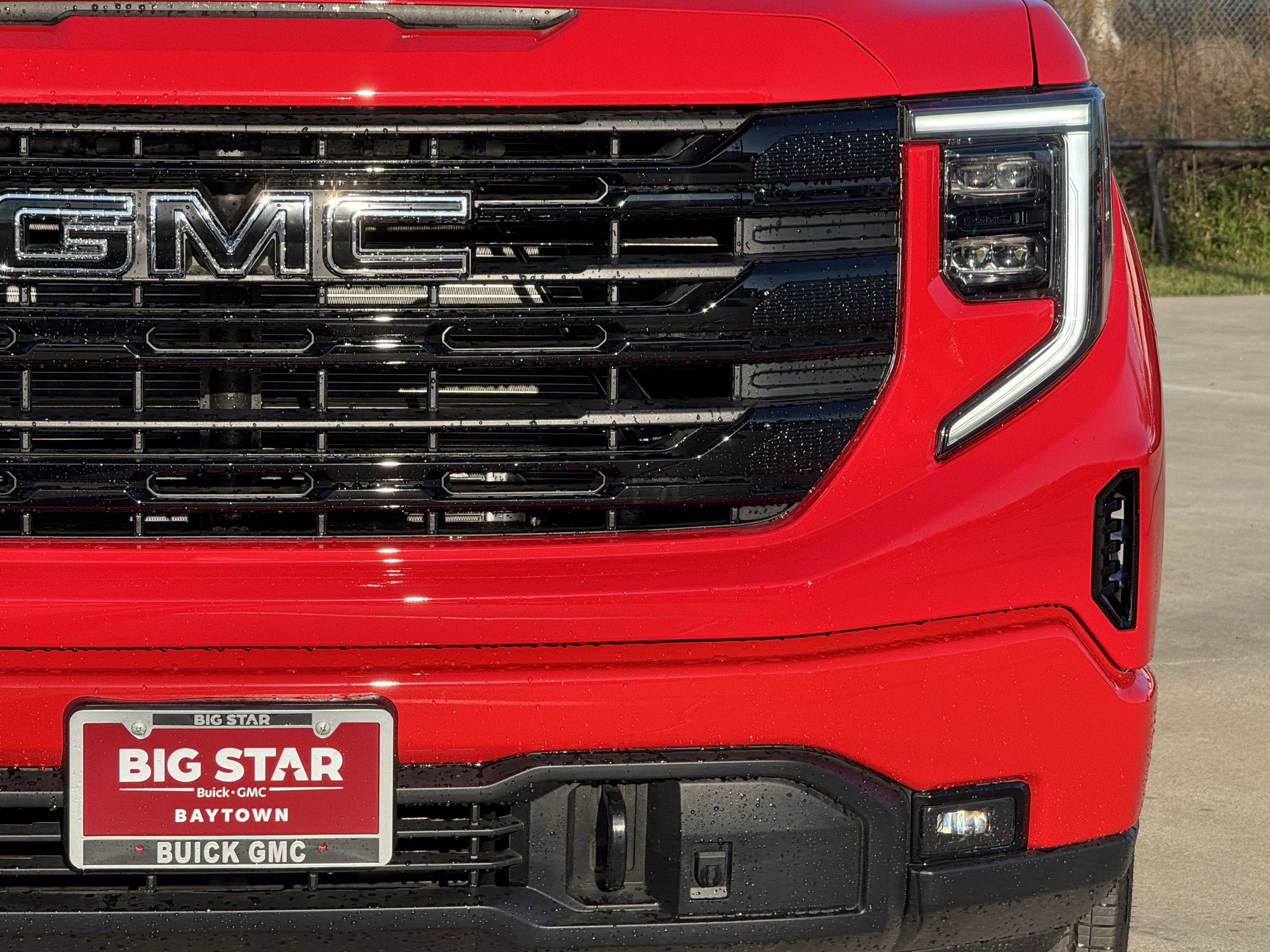 New 2026 GMC Sierra 1500 Elevation w/ LPO, Elevation Black Package RWD image 5