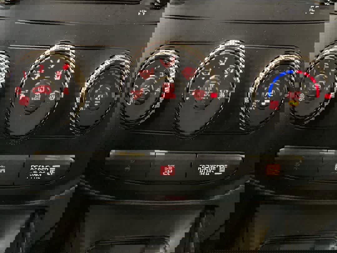 Used 2016 Kia Soul + image 20