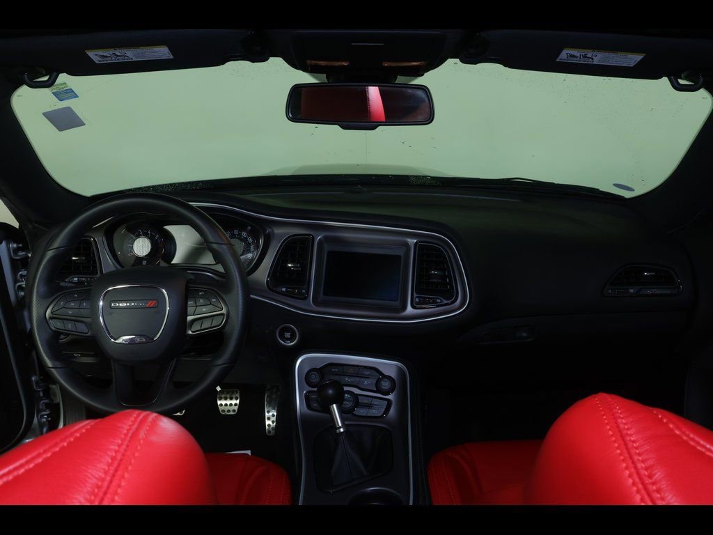 Used 2022 Dodge Challenger R/T w/ Driver Convenience Group image 25