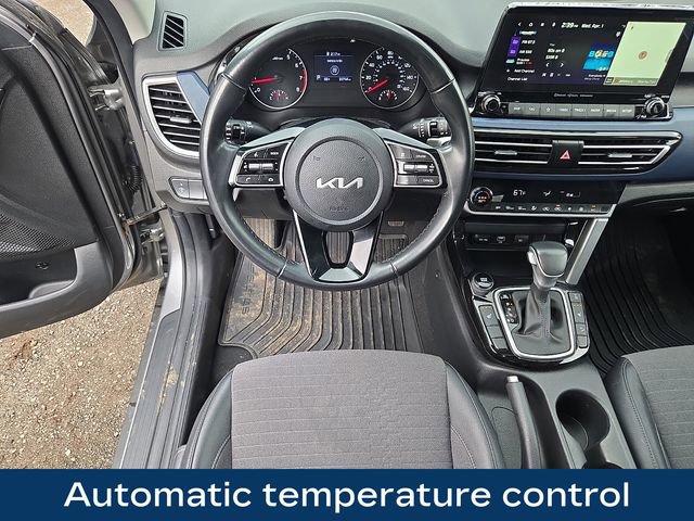 Used 2023 Kia Seltos Nightfall Edition AWD/4WD image 3