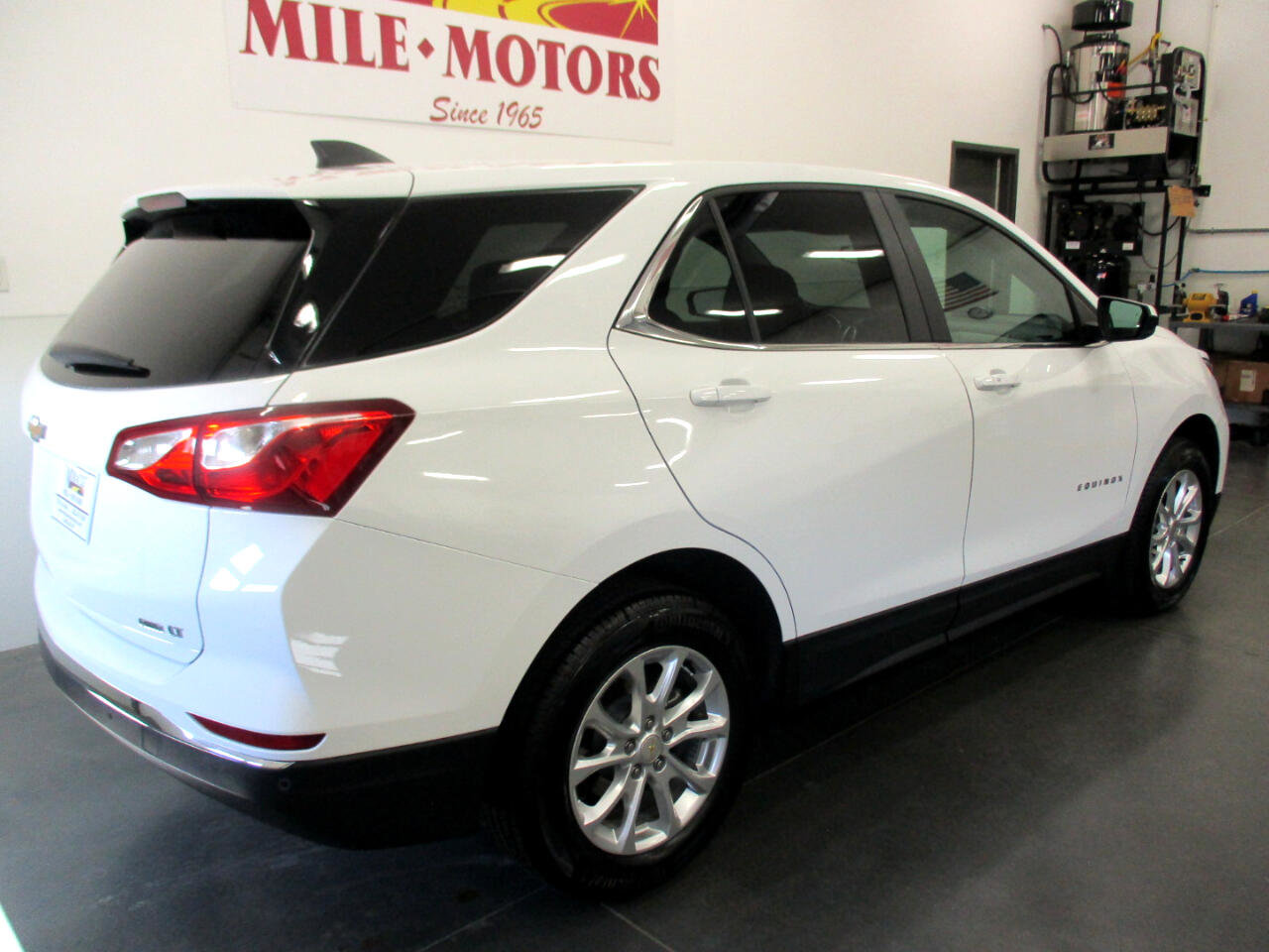 Used 2021 Chevrolet Equinox LT w/ Driver Convenience Package image 7