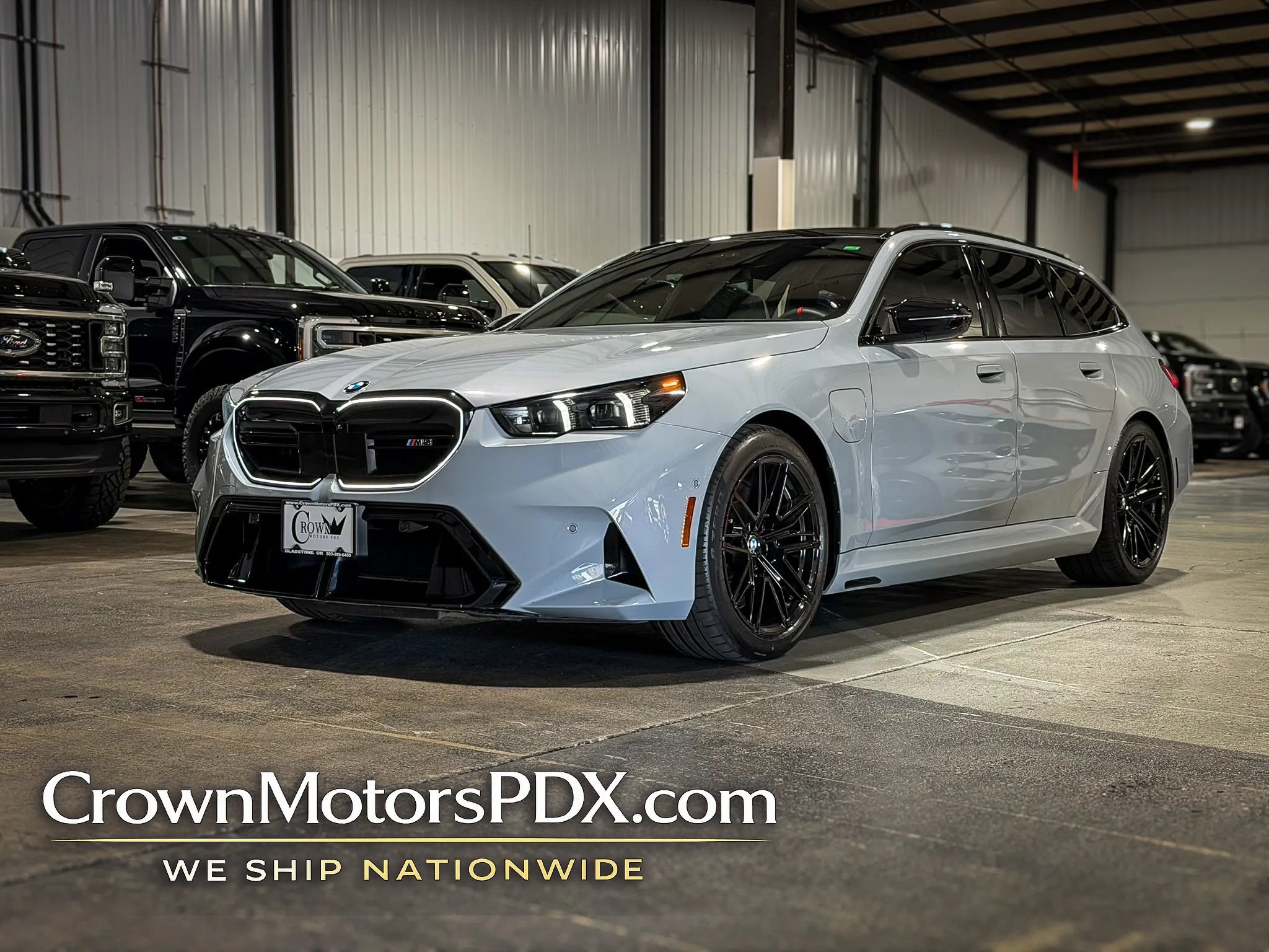 Used 2026 BMW M5 Touring AWD/4WD image 1