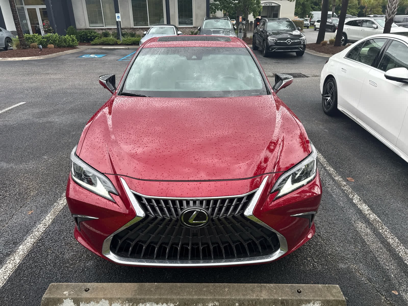 Used 2024 Lexus ES 350 Ultra Luxury w/ Accessory Package (Z2) FWD image 4