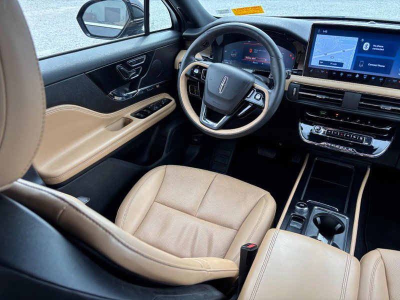 Used 2023 Lincoln Corsair Reserve FWD image 14