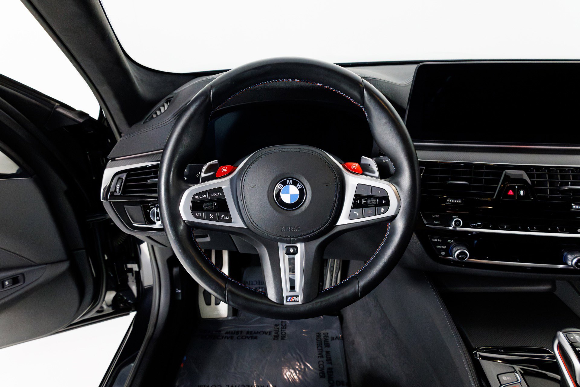 Used 2023 BMW M5 w/ Executive Package image 16