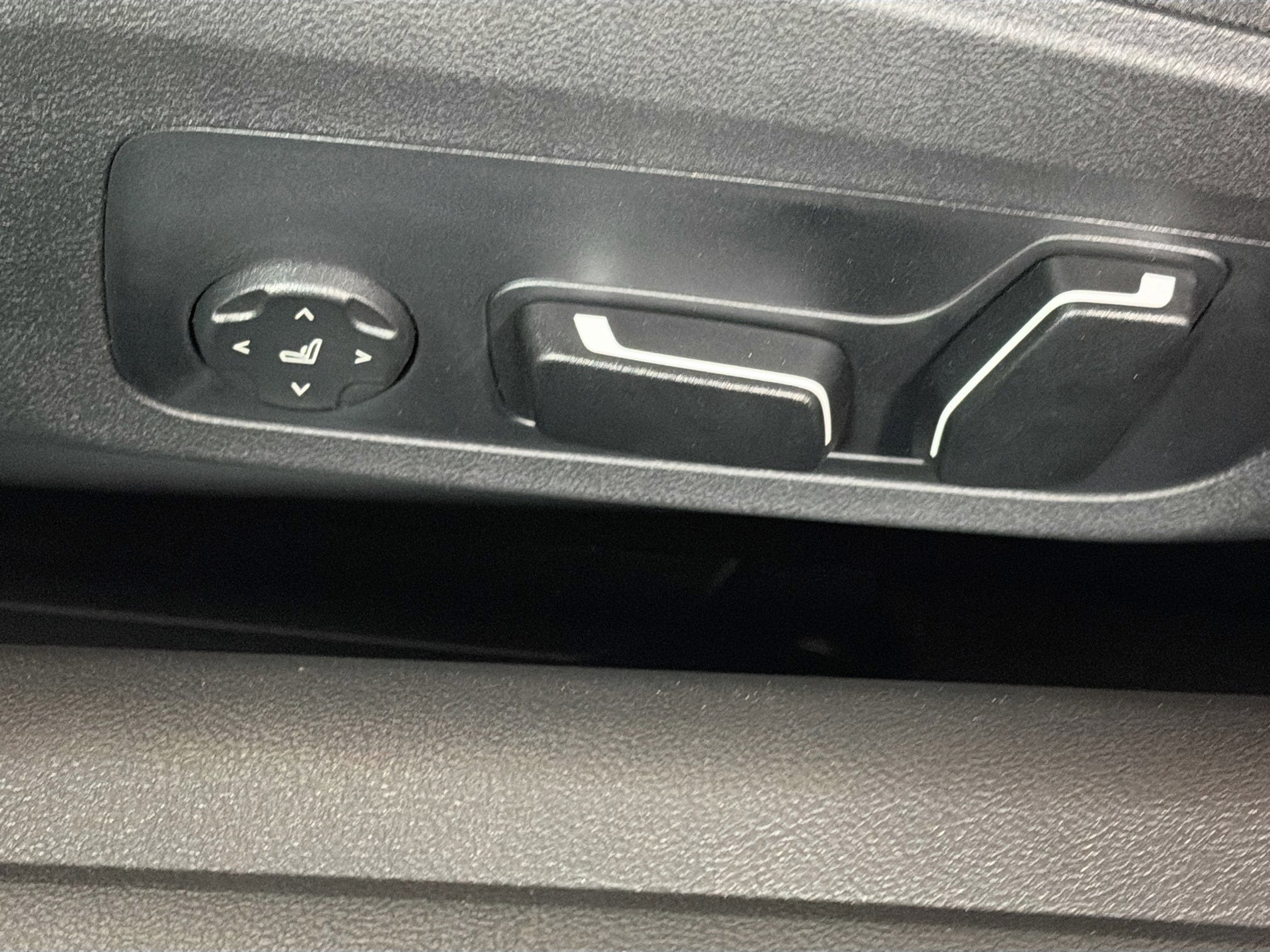 New 2026 BMW 430i Coupe w/ M Sport Package image 23