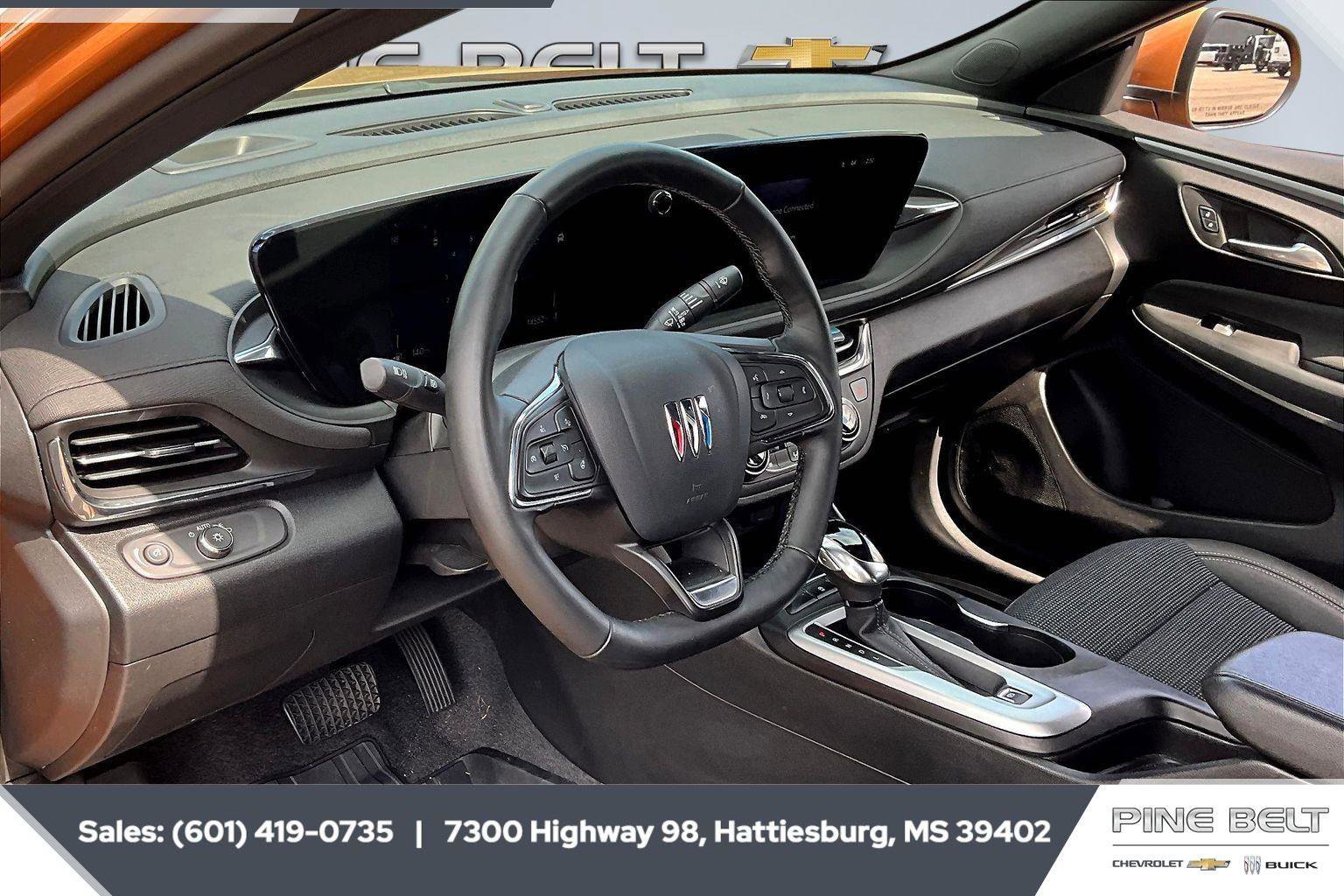 Used 2025 Buick Envista Preferred w/ Convenience I Package image 12