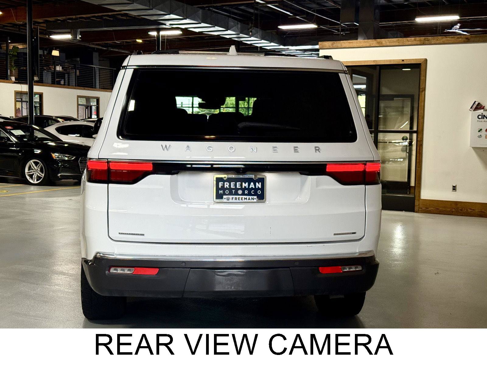Used 2022 Jeep Wagoneer Series I AWD/4WD image 8