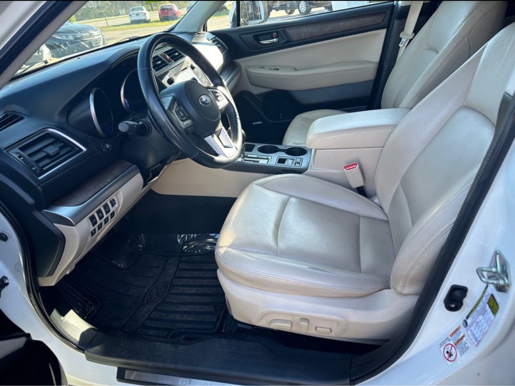 Used 2016 Subaru Outback 2.5i Limited AWD/4WD image 10