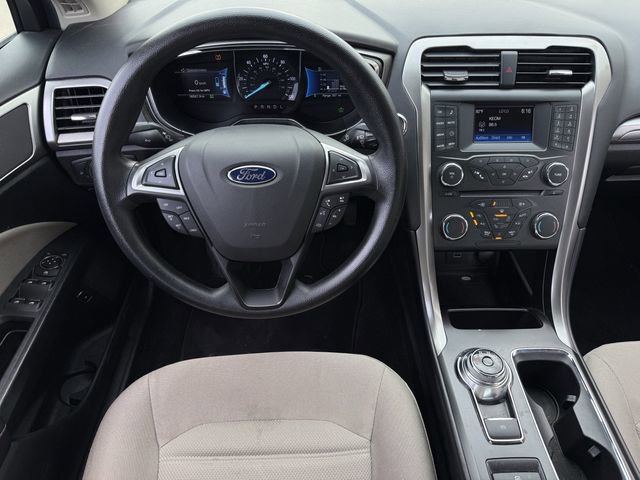 Used 2018 Ford Fusion S FWD image 12