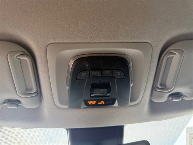 Used 2022 Toyota Corolla Cross XLE image 21