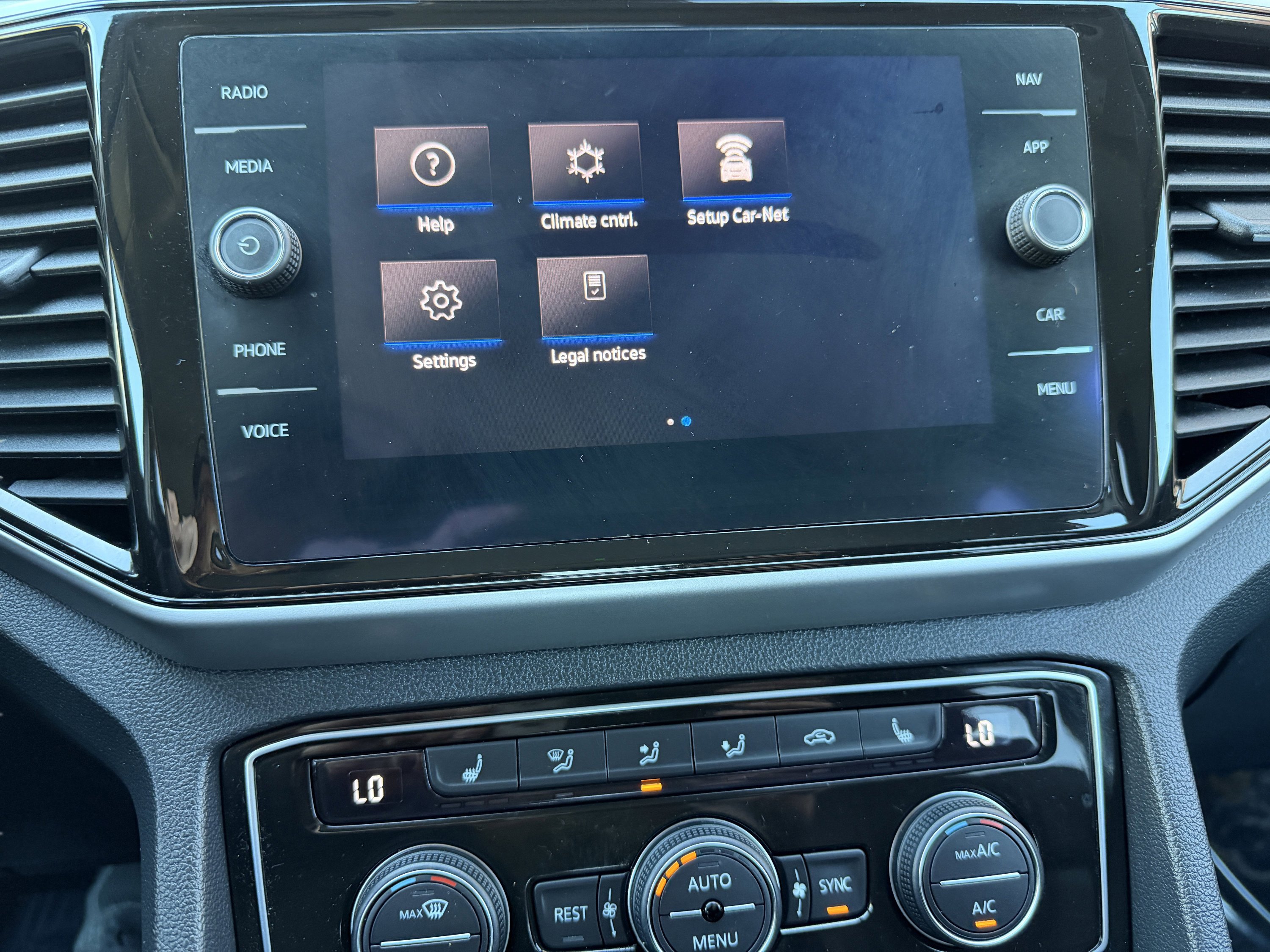 Used 2022 Volkswagen Atlas SEL AWD/4WD image 30