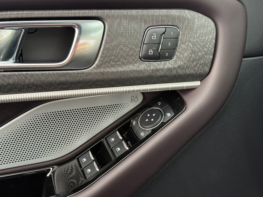New 2026 Ford Explorer Platinum image 26