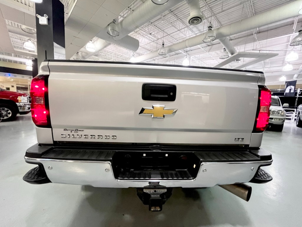 Used 2016 Chevrolet Silverado 2500 LTZ w/ Duramax Plus Package image 11