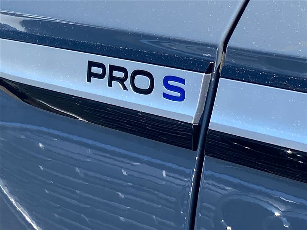Certified 2025 Volkswagen ID.4 Pro S RWD image 6
