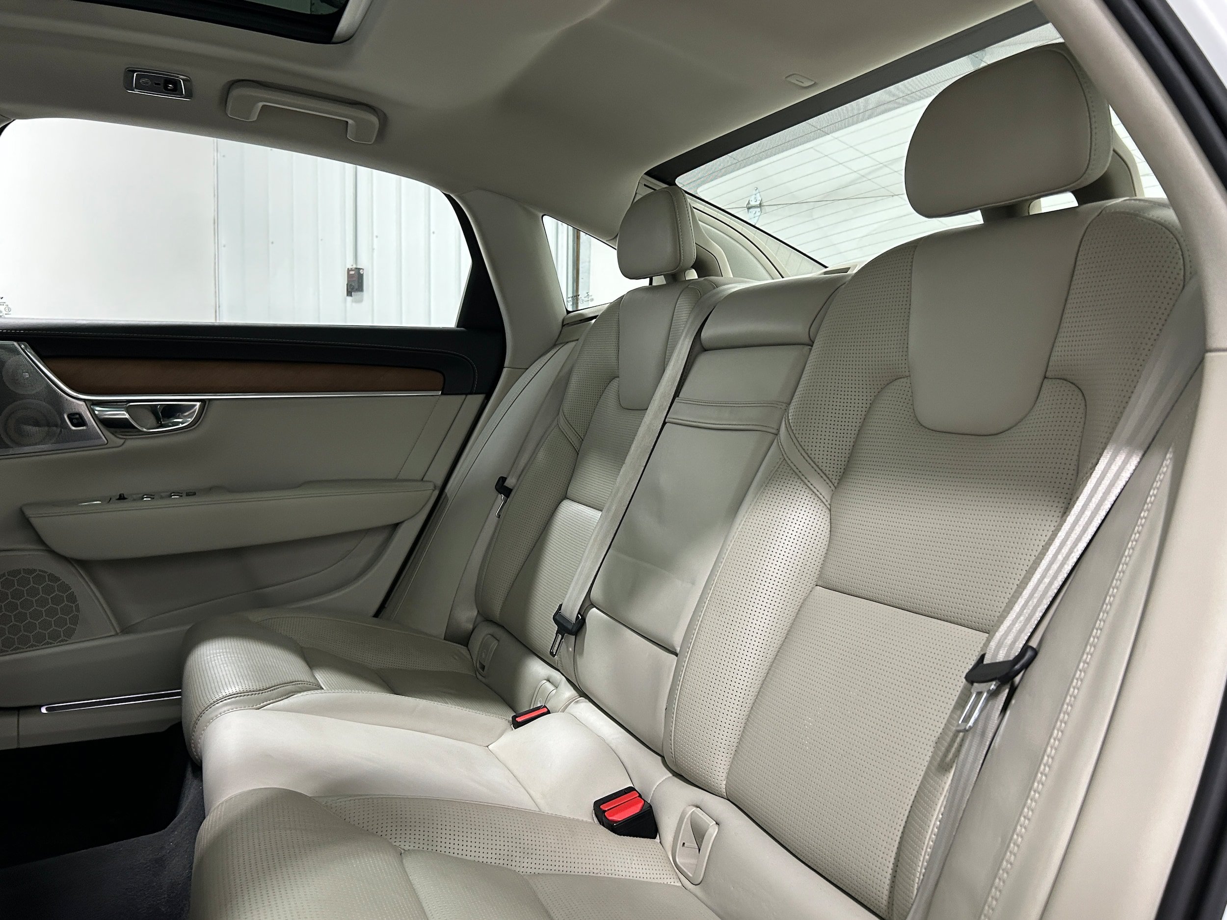 Used 2018 Volvo S90 T6 Inscription w/ Protection Package AWD/4WD image 30