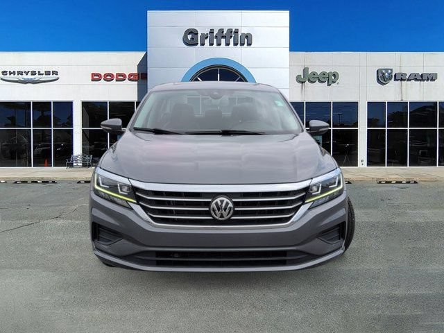 Used 2021 Volkswagen Passat 2.0T SE FWD image 12