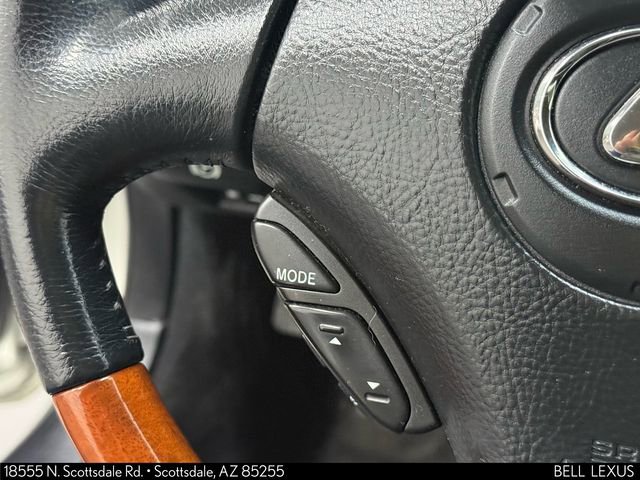 Used 2002 Lexus SC 430 Convertible image 16