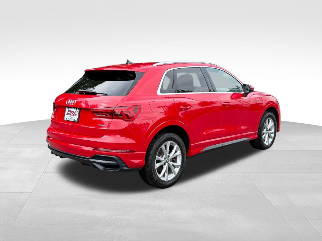 Used 2021 Audi Q3 2.0T Premium Plus w/ Premium Plus Package AWD/4WD image 10