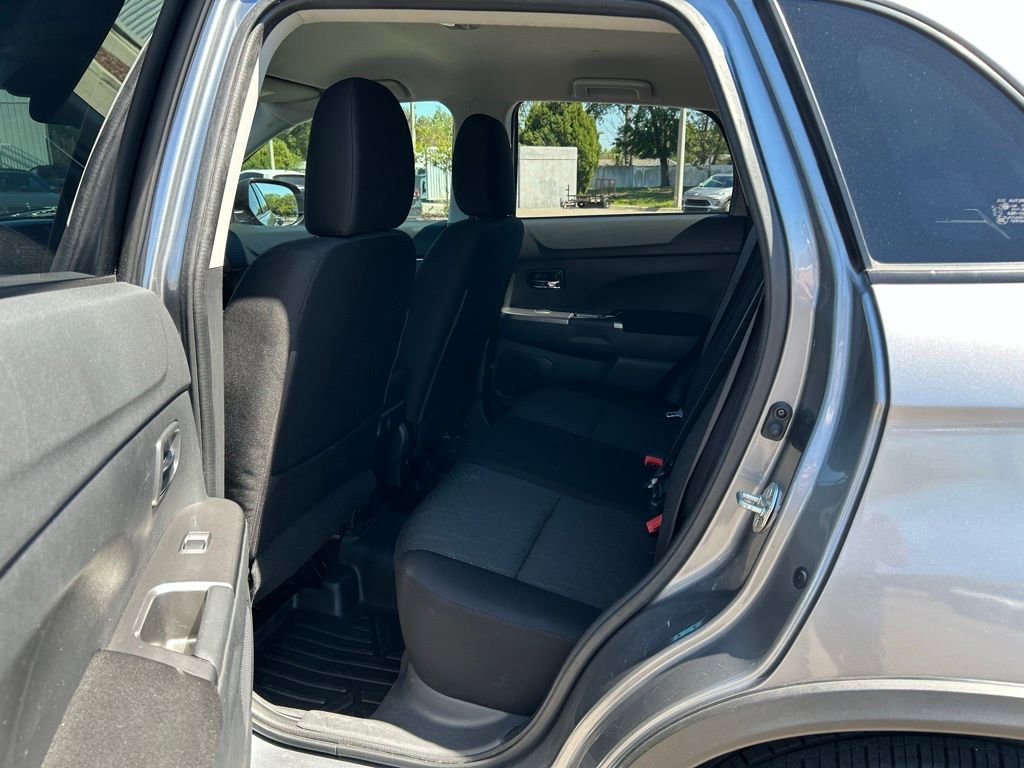 Used 2021 Mitsubishi Outlander Sport SE image 55