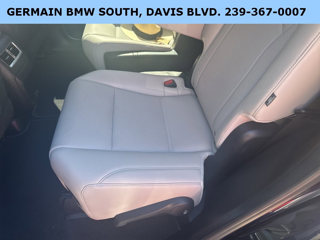 Used 2020 Lexus RX 350L FWD w/ Premium Package image 32