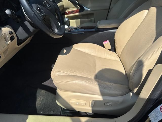 Used 2008 Lexus IS 250 RWD image 16