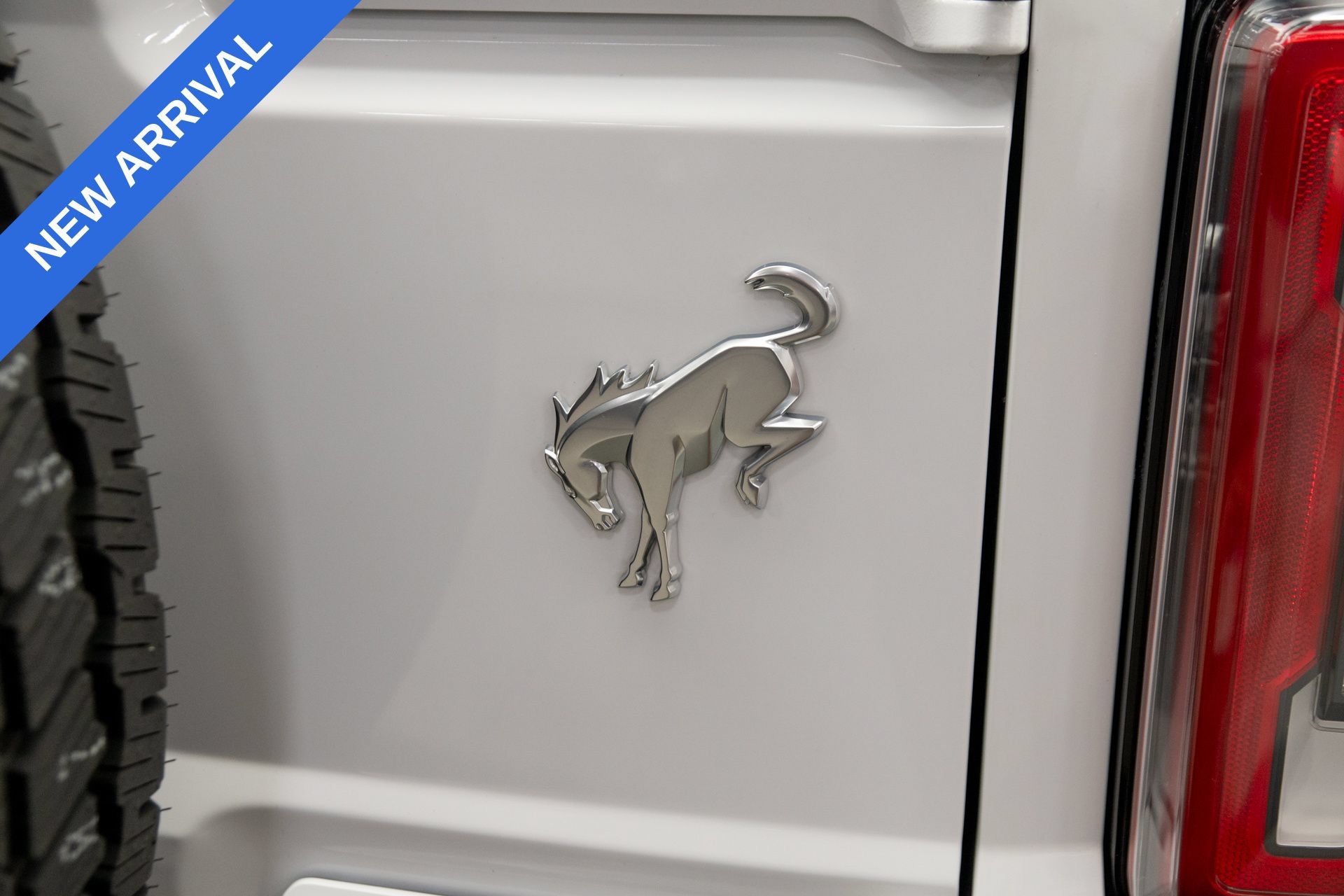 Used 2024 Ford Bronco Outer Banks AWD/4WD image 39