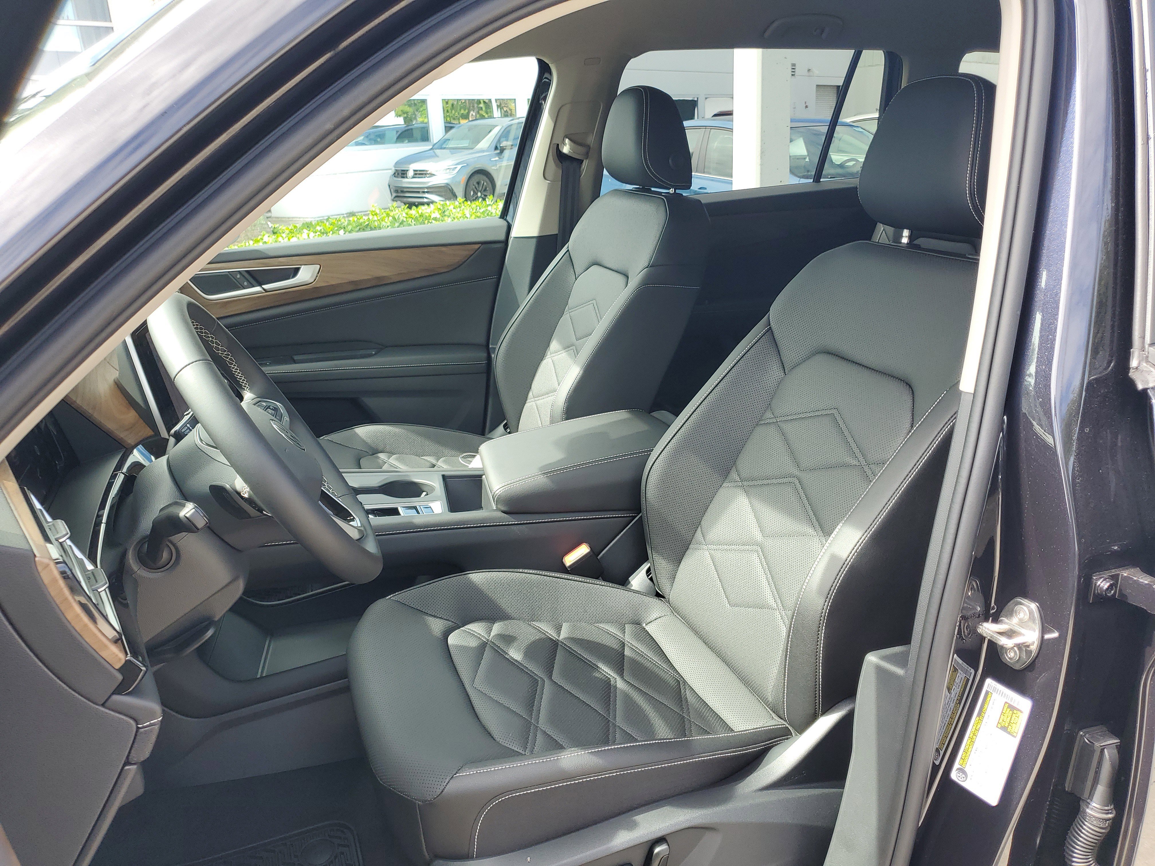 New 2026 Volkswagen Atlas SE image 15