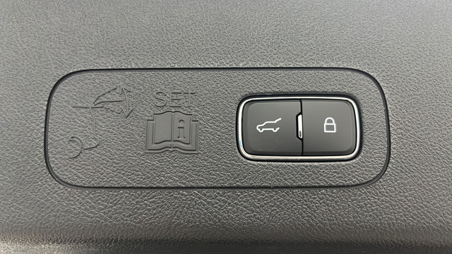 Used 2025 Lincoln Aviator Reserve AWD/4WD image 27