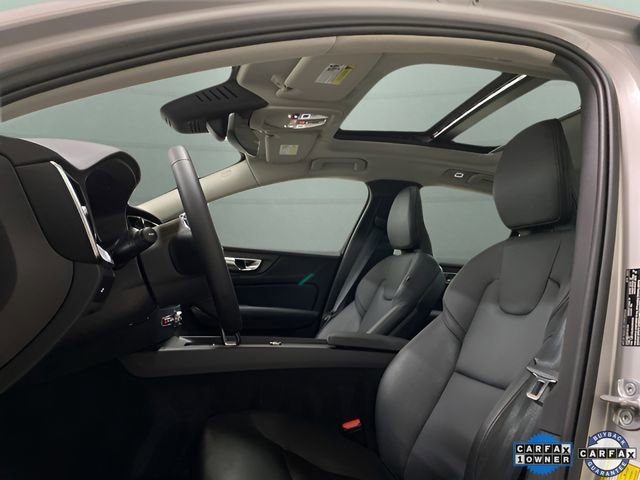 Used 2025 Volvo S60 B5 Core image 27