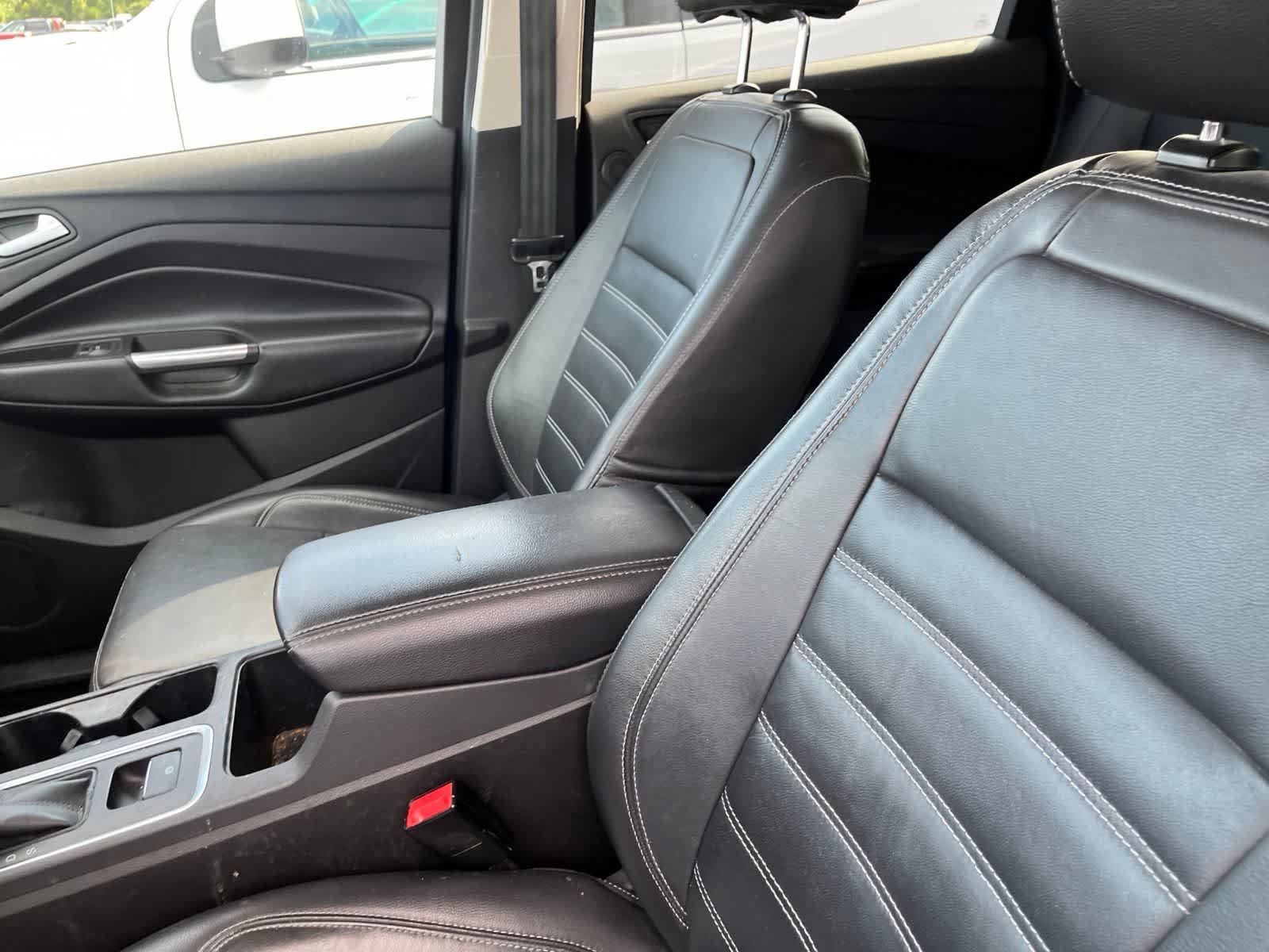 Used 2017 Ford Escape Titanium FWD image 24