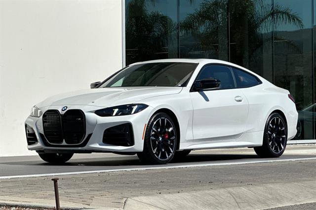 New 2026 BMW M440i Coupe image 7