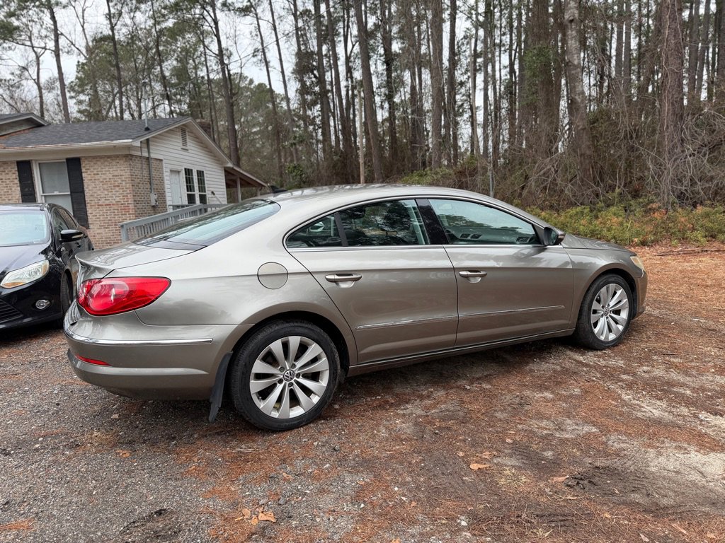Used 2010 Volkswagen CC Sport image 8
