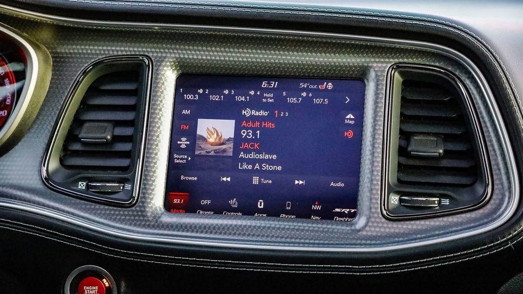 Used 2020 Dodge Challenger SRT Hellcat Redeye image 15