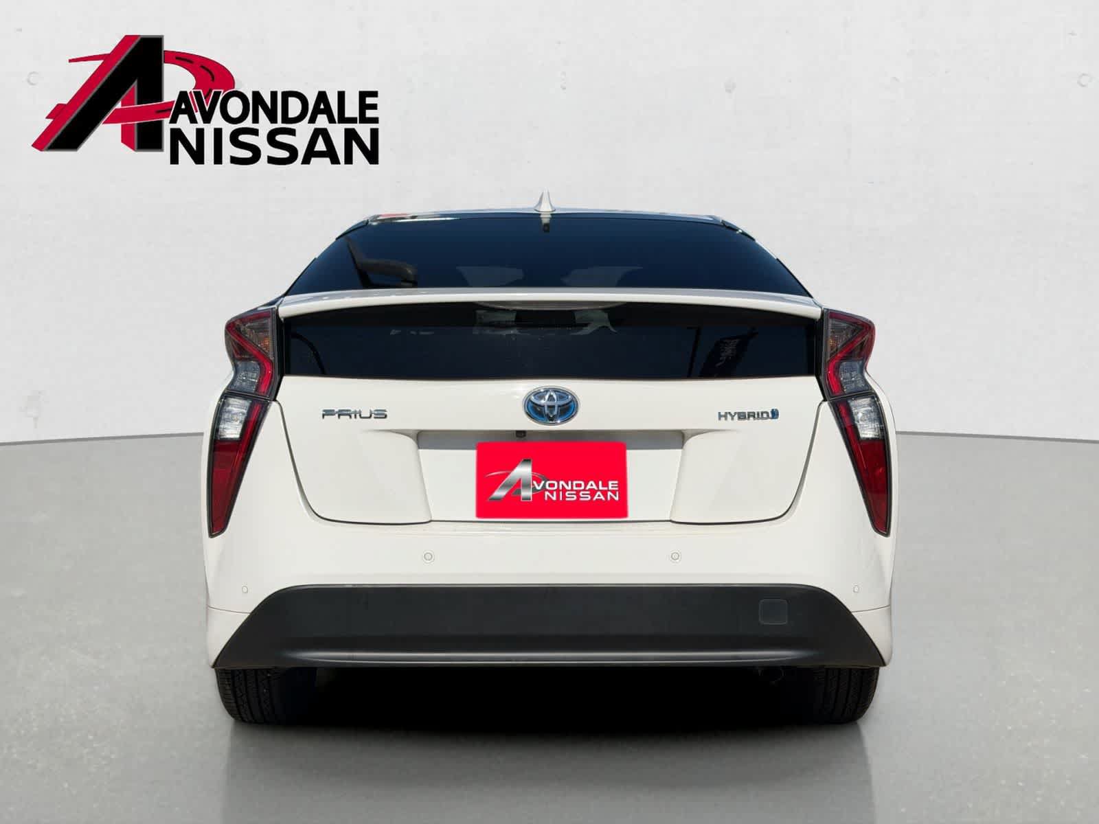 Used 2018 Toyota Prius Three FWD image 5