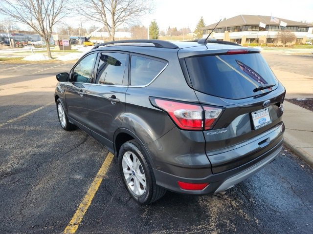 Used 2018 Ford Escape SE image 5