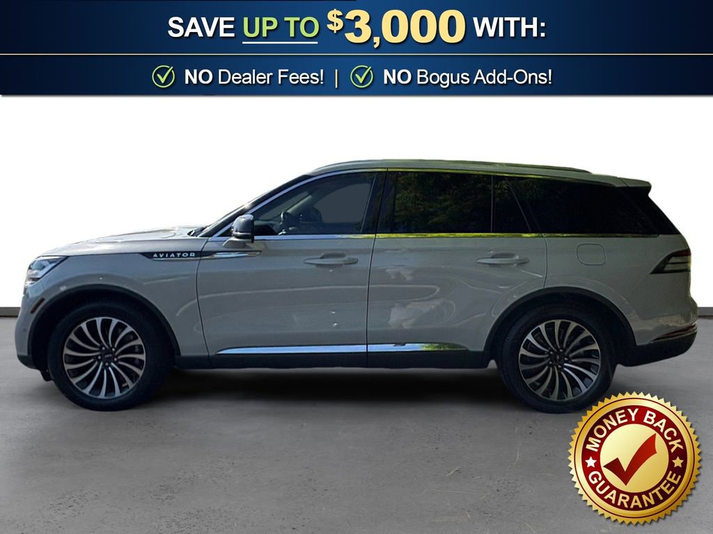 Used 2023 Lincoln Aviator Reserve w/ Equipment Group 201A image 2