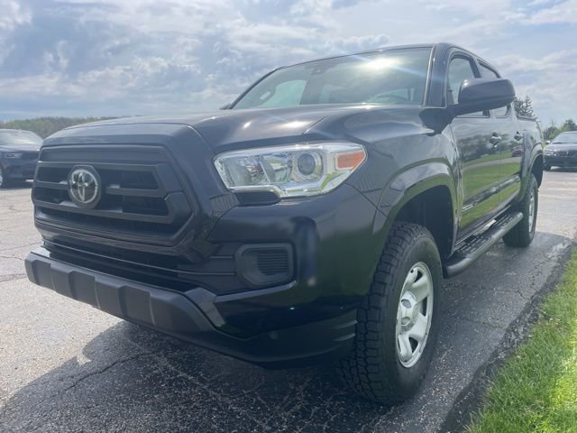 Used 2021 Toyota Tacoma SR AWD/4WD image 7
