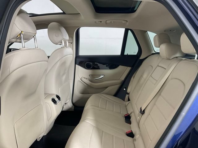 Used 2016 Mercedes-Benz GLC 300 4MATIC image 33